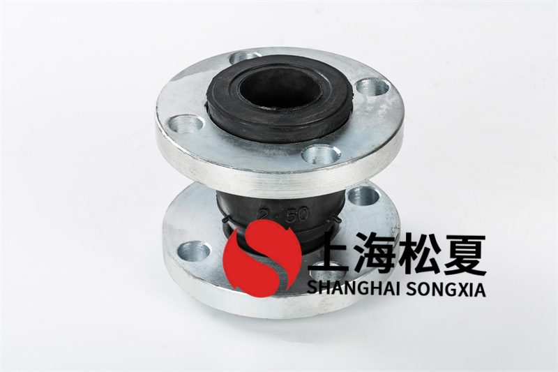 橡膠軟連接在化工設備管道連接中是否可以替代伸縮器？